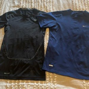 Men’s Nike drifit shirts size small